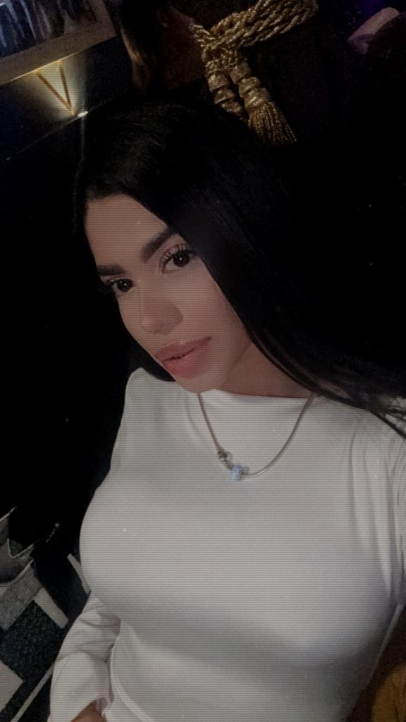 Chica busca chico en Almería: 