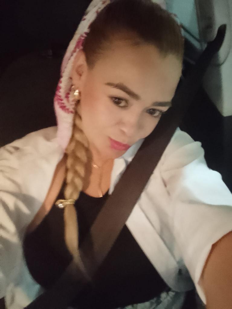 Chica busca chico en Ibiza: 