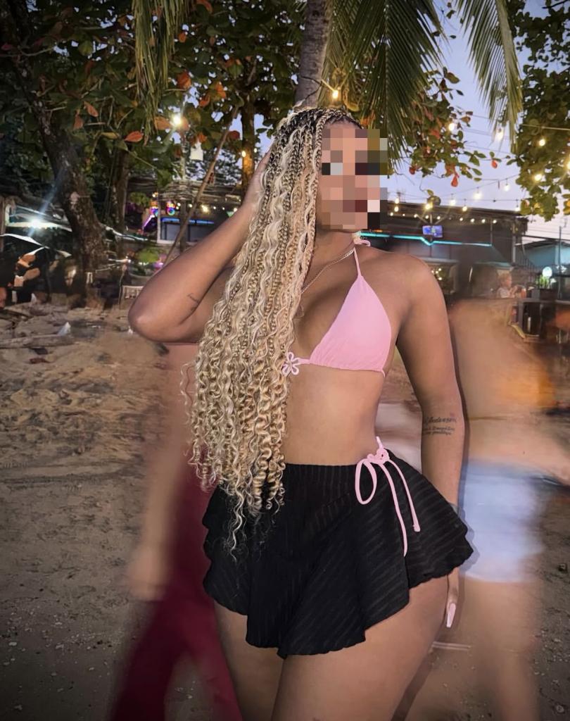 Chica busca chico en Cádiz: 