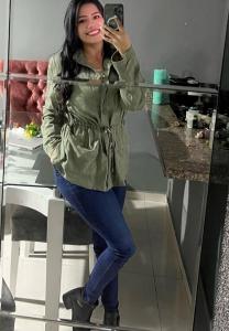 612204049: Chica busca chico en Asturias