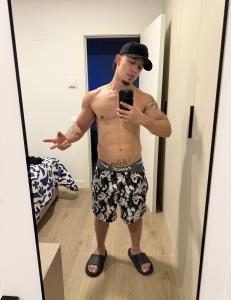 663335173: Chico busca chica en Madrid