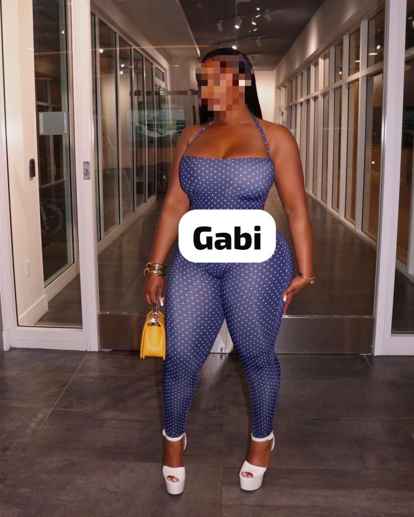 Chica busca chico en Sevilla: 