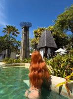 666362586: Chica busca chico en Sevilla