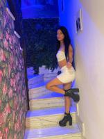 617746381: Chica busca chico en Madrid