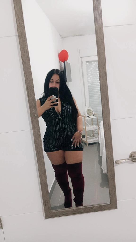 691258775: Chica busca chico en Málaga