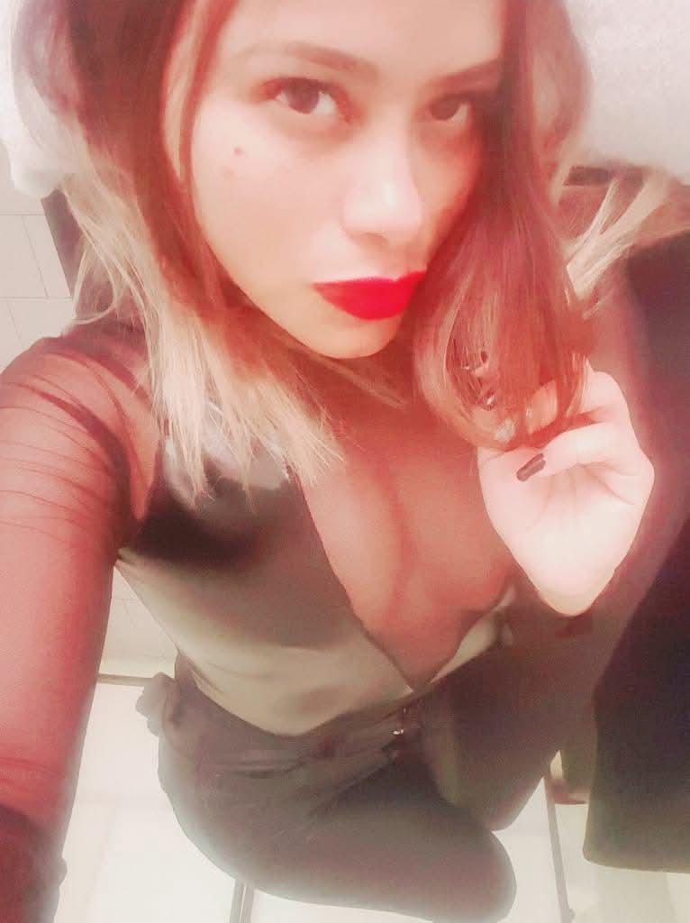 614882509: Chica busca chico en Mallorca