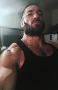 Chico busca chica en Asturias: 