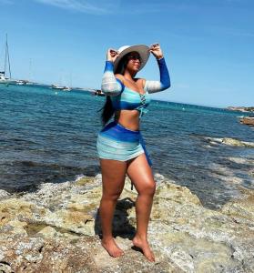 Chica busca chico en Ibiza: 