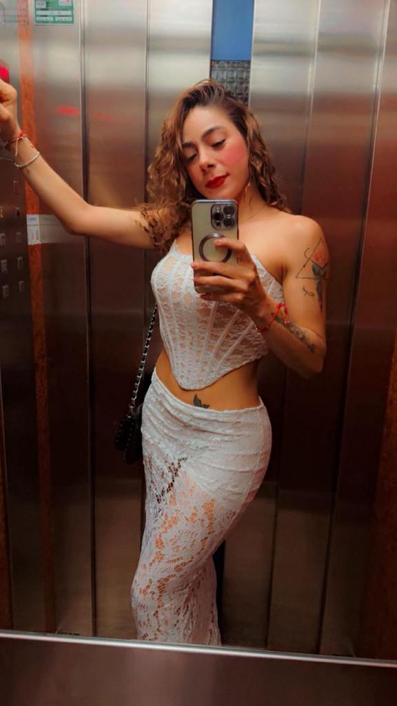 Chica busca chico en Granada: 