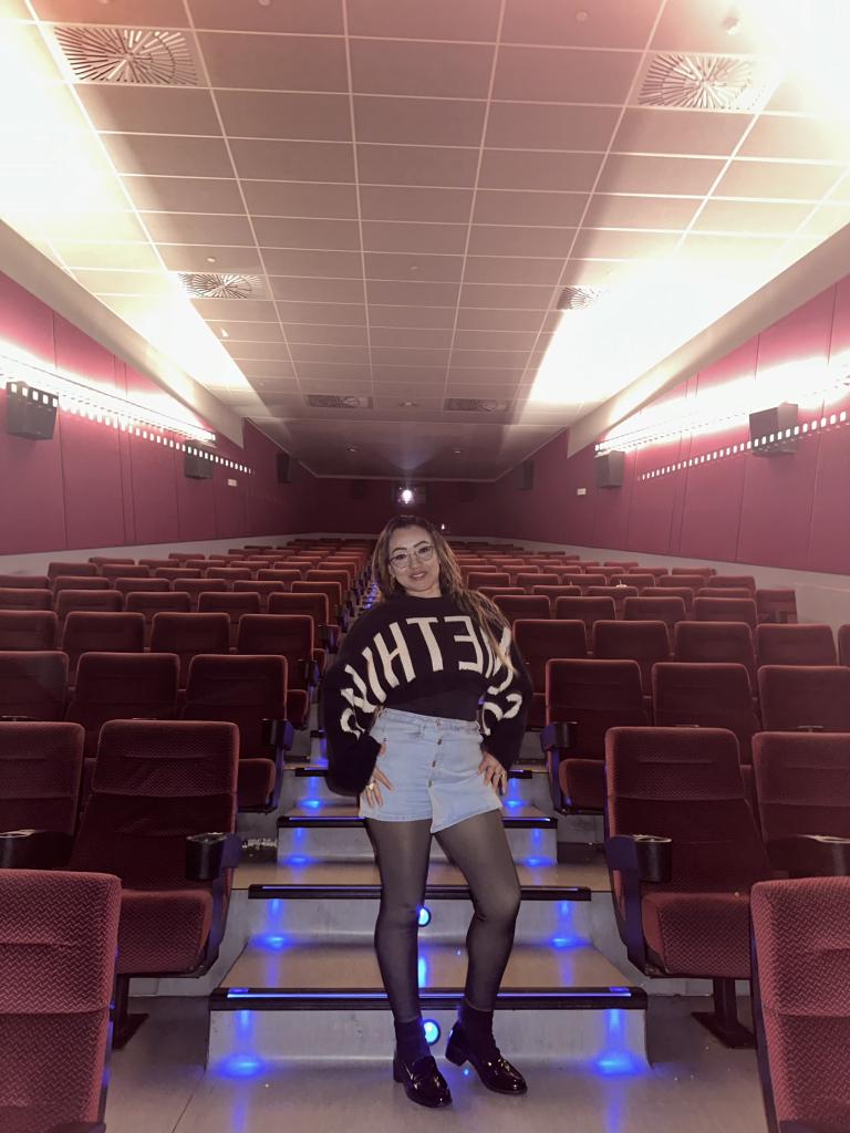 Chica busca chico en Alicante: 