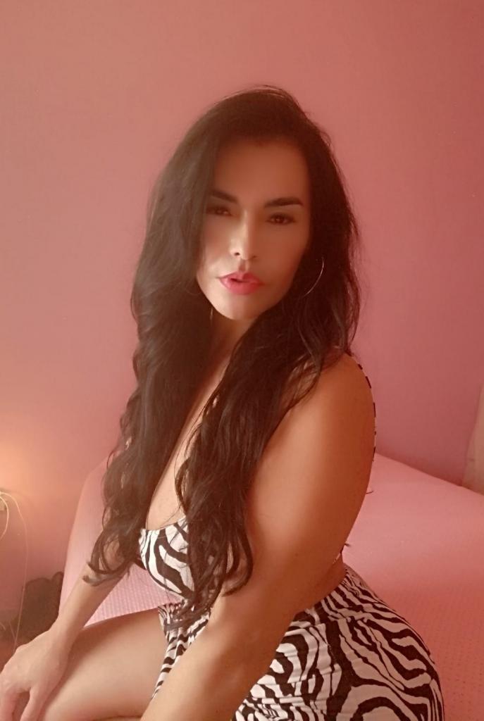 Chica busca chico en Tenerife: 