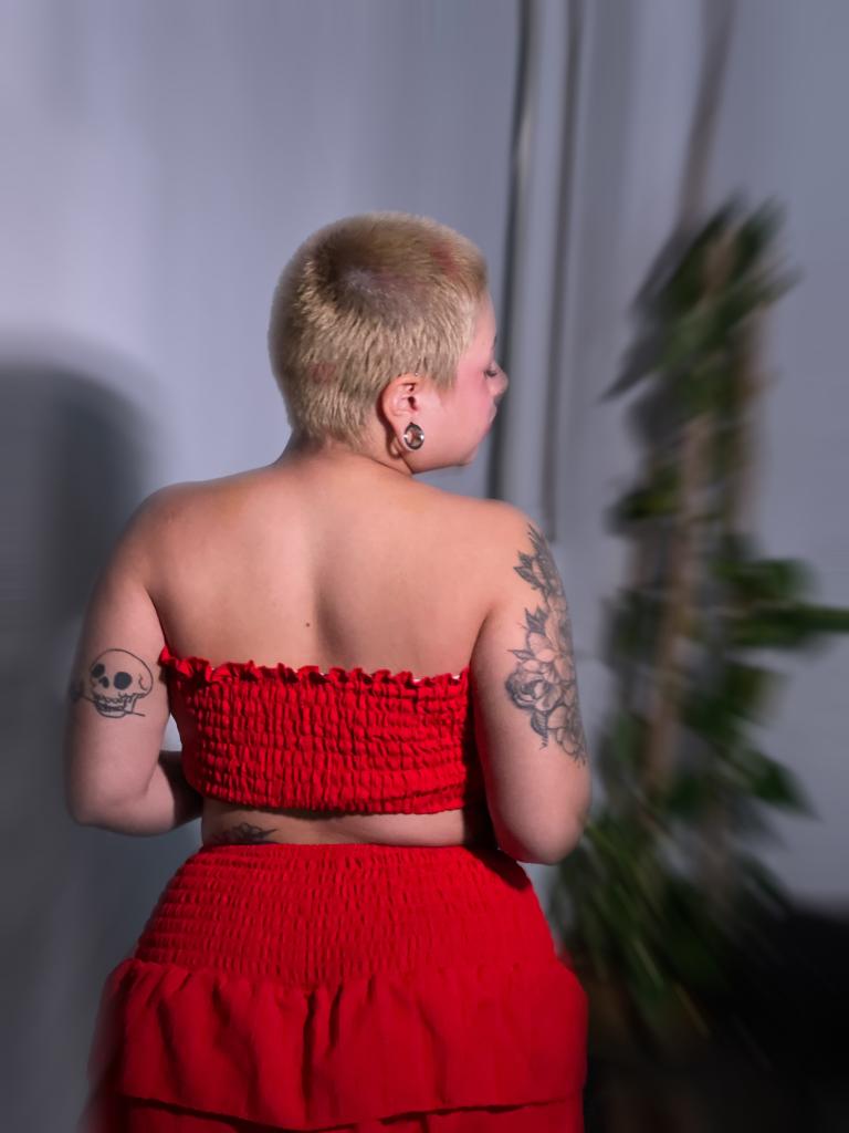 Chica busca chico en Granada: 