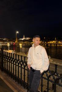 627449874: Chico busca chica en La Coruña