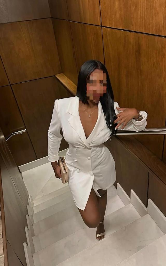 Chica busca chico en Cádiz: 