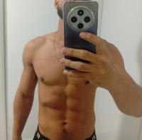 614643804: Chico busca chica en Madrid