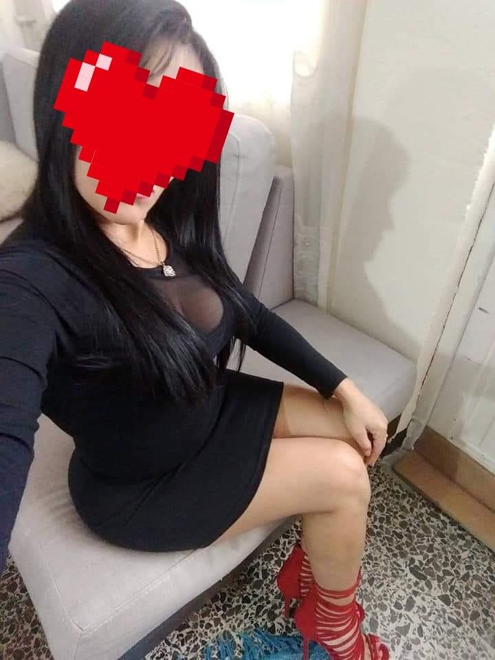 Chica busca chico en Huelva: 