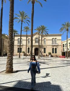 Chica busca chico en Almería: 