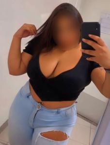642592311: Chica busca chico en La Coruña
