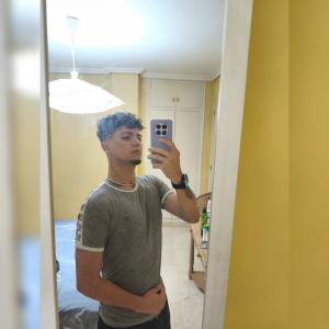 678532891: Chico busca chica en Granada