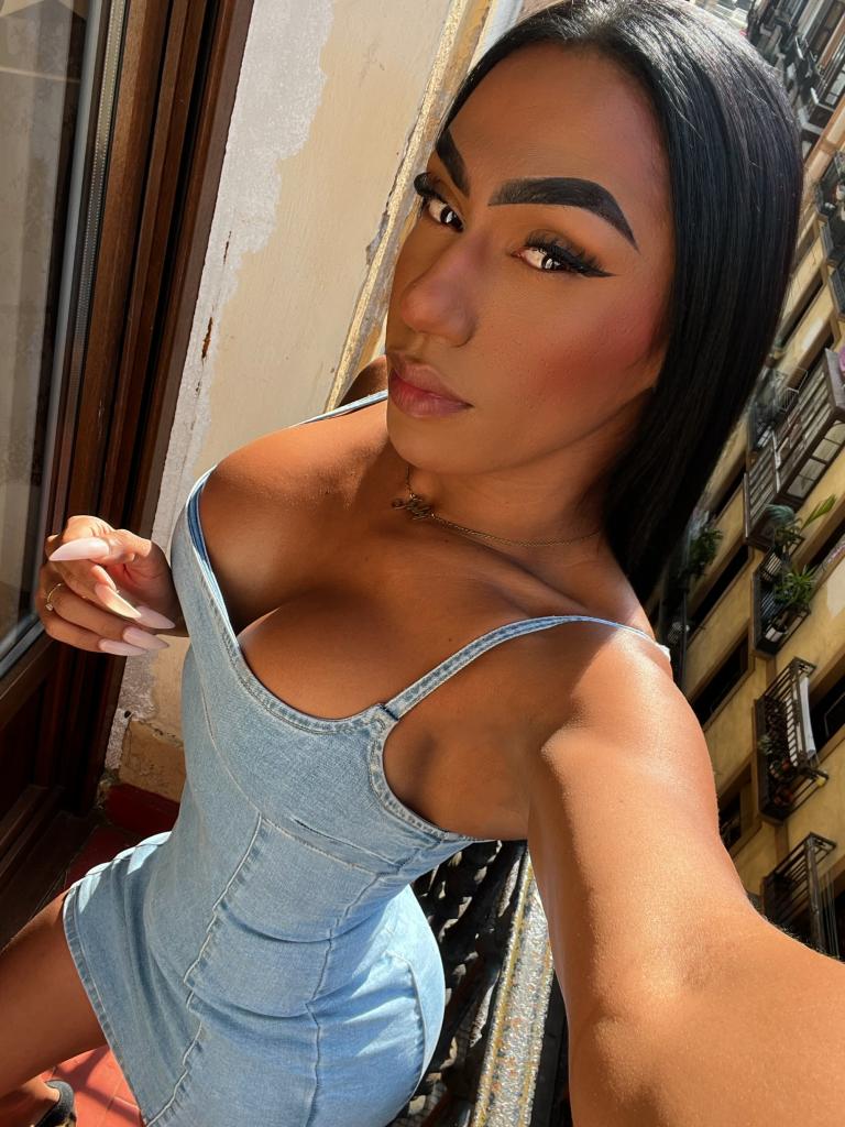 631173267: Transexual en Barcelona
