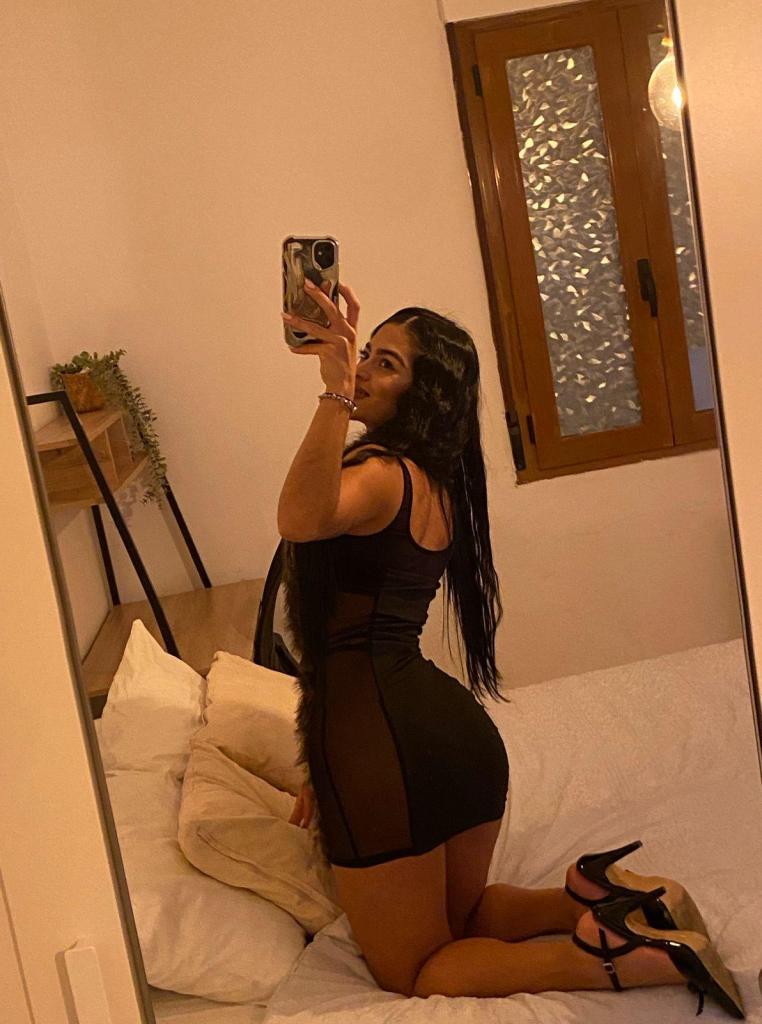 673454182: Chica busca chico en Málaga