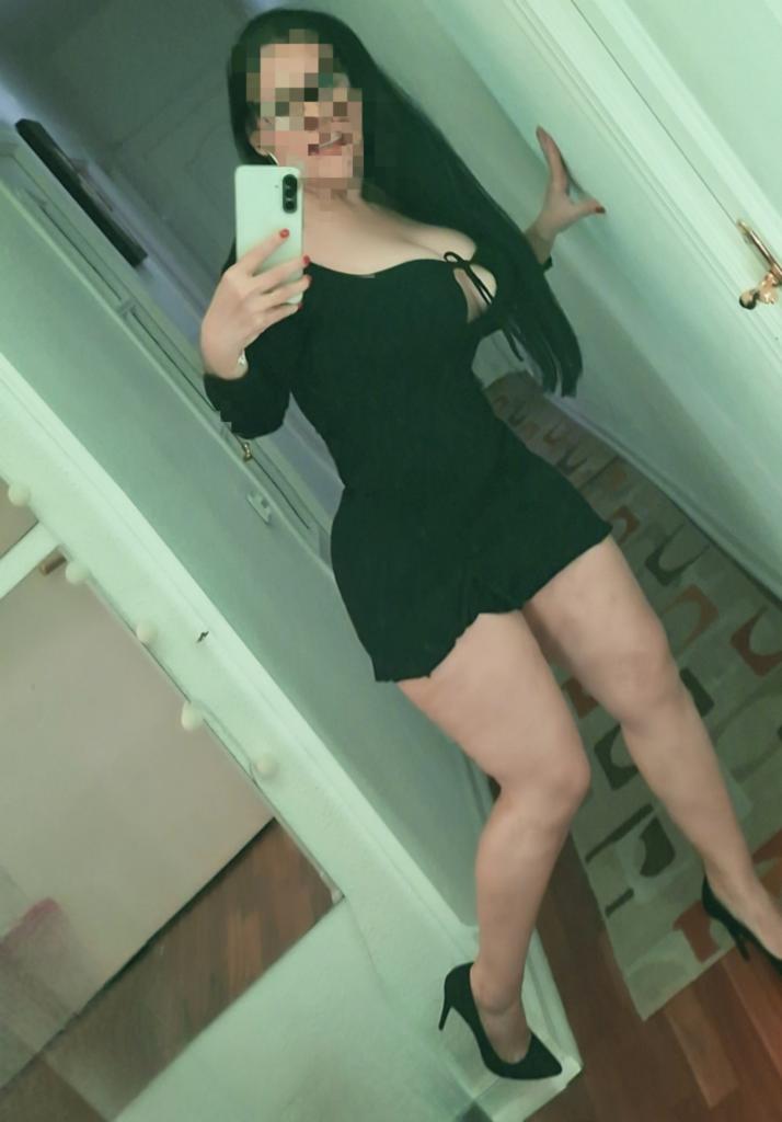 632936867: Chica busca chico en Cantabria