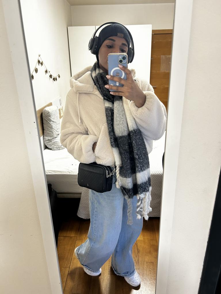 679787305: Travesti en Guipúzcoa