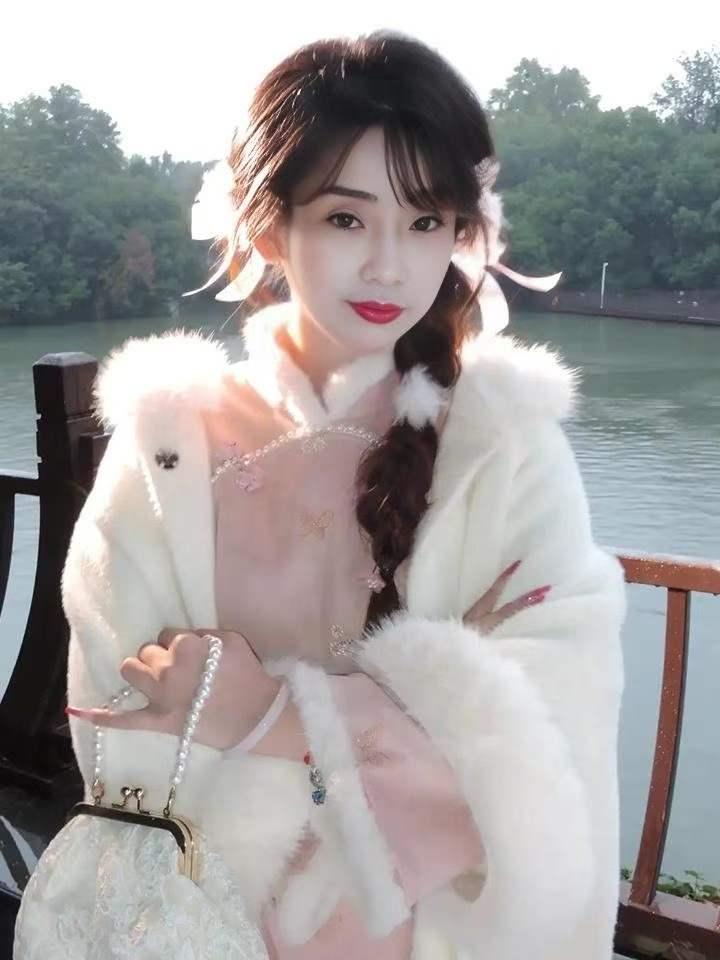 Chica busca chico en Orense: 