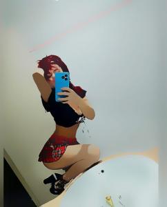 643083787: Chica busca chico en Mallorca