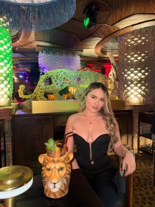 671124078: Chica busca chico en Madrid