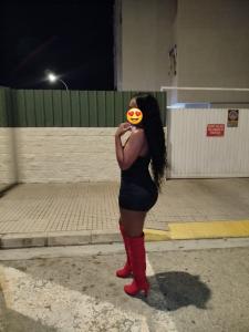 641201944: Chica busca chico en Barcelona