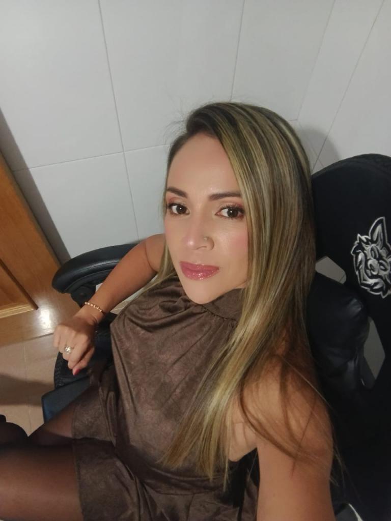 Chica busca chico en Alicante: 