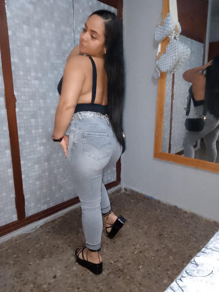 687227650: Chica busca chico en Albacete