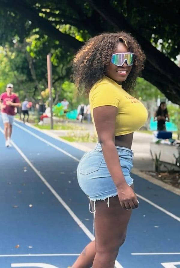 Chica busca chico en Sevilla: 