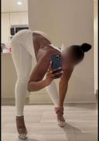 613233712: Chica busca chico en Barcelona