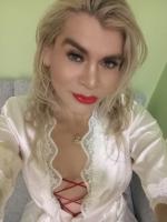 613815787: Chica busca chico en Málaga