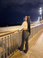 627527526: Chica busca chico en Barcelona