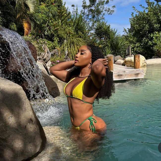 Chica busca chico en Murcia: 