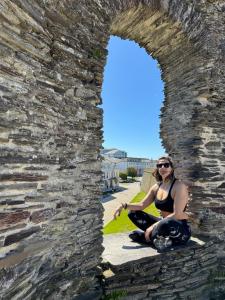 666341599: Chica busca chico en La Coruña