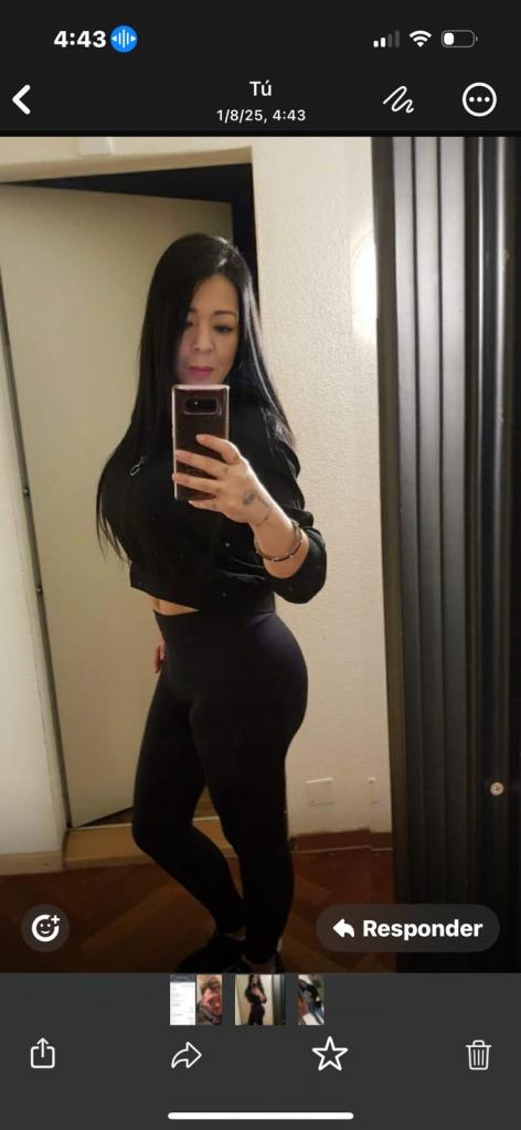 672958127: Chica busca chico en Murcia