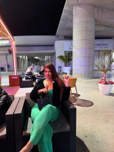 684786528: Chica busca chico en Tenerife