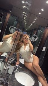 687117871: Chica busca chico en Málaga