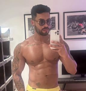 637468532: Chico busca chica en Madrid