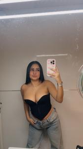 613733555: Chica busca chico en Pontevedra