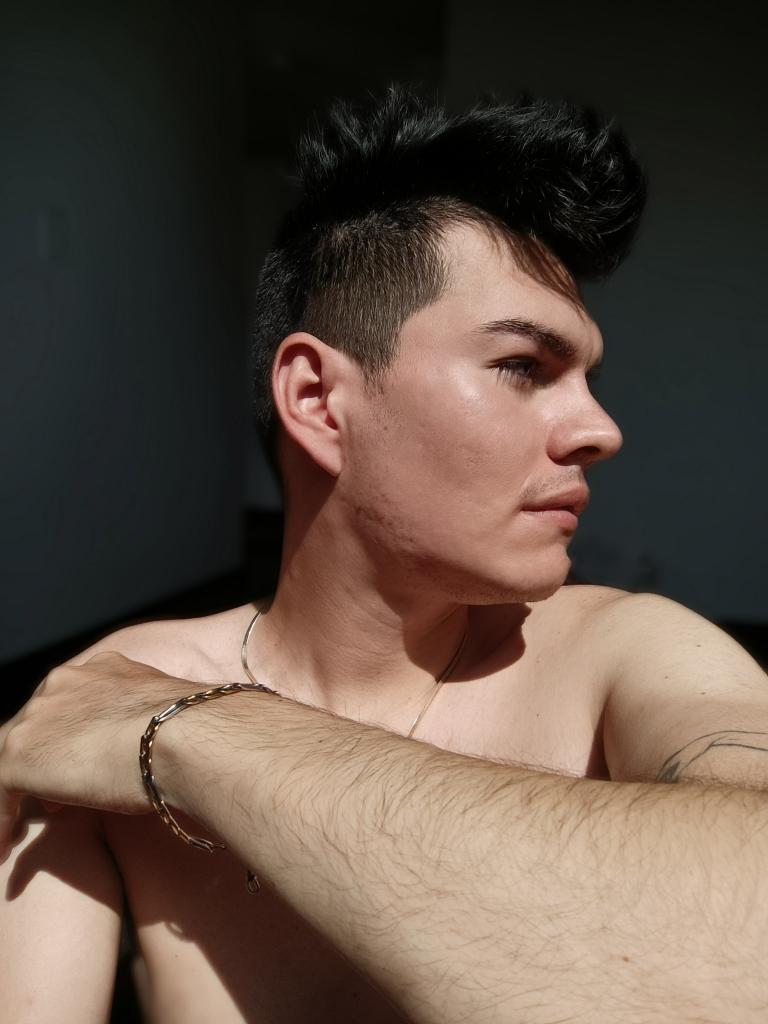 695992626: Chico busca chica en León