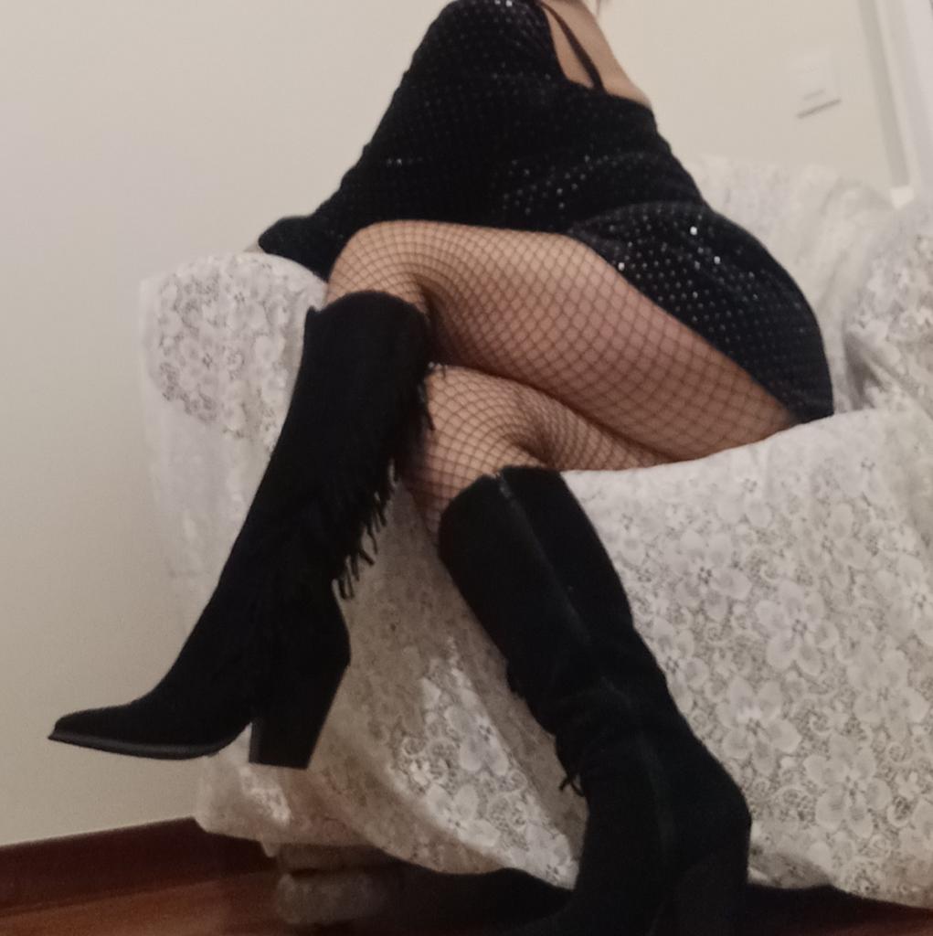 632869659: Chica busca chico en Pontevedra