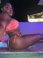 627462149: Chica busca chico en Sevilla