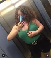 614418592: Chica busca chico en León