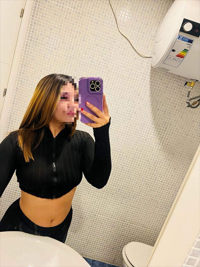 Chica busca chico en Valencia: Chica busca chico