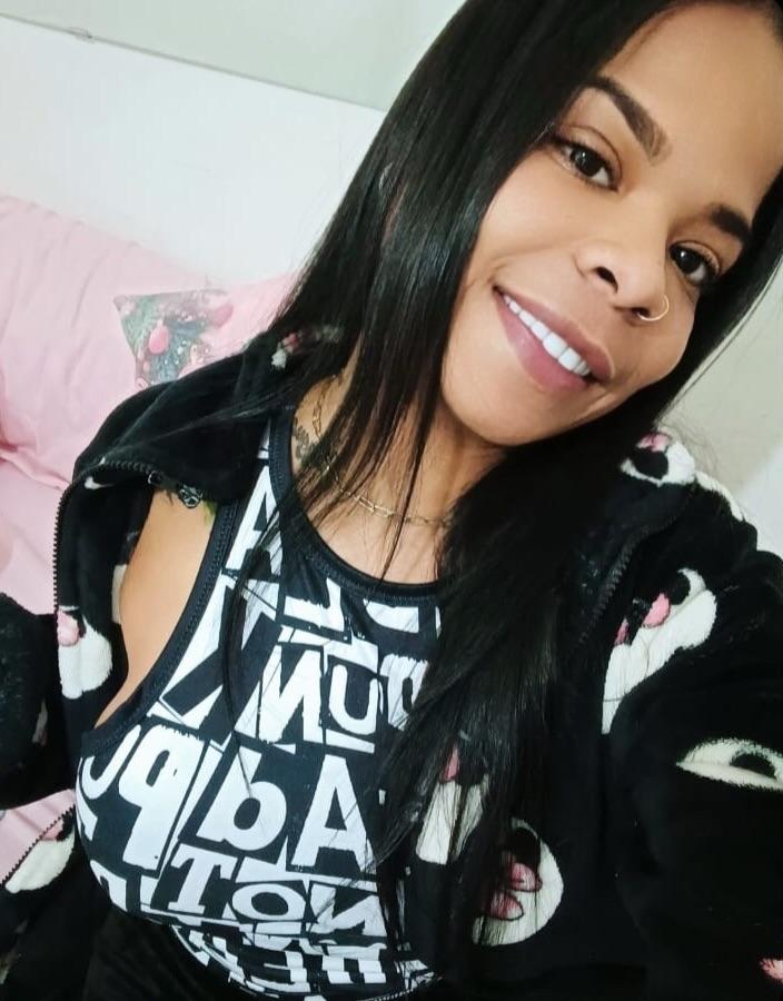 Chica busca chico en Granada: 